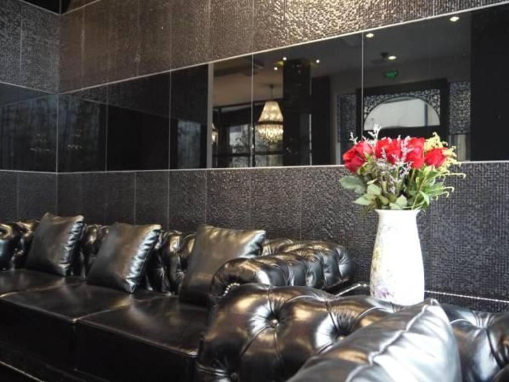Elegance Bund Shanghai