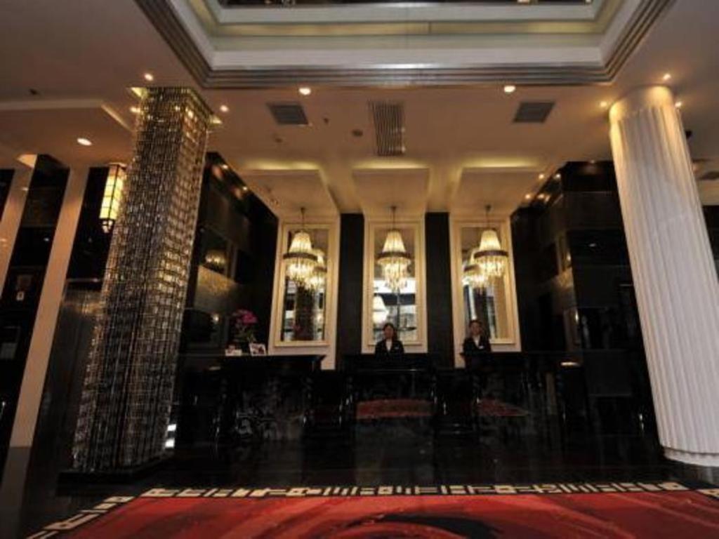 Elegance Bund Hotel
