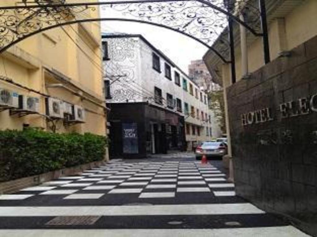 Elegance Bund