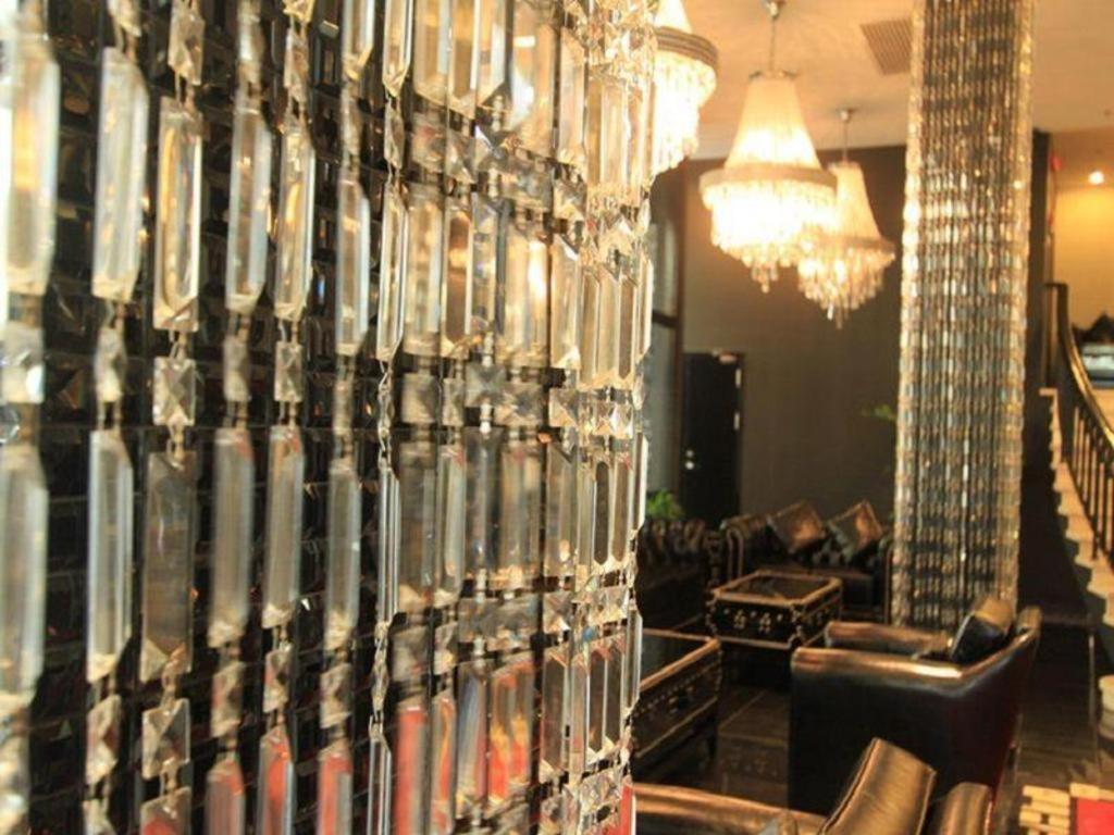 Elegance Bund Hotel