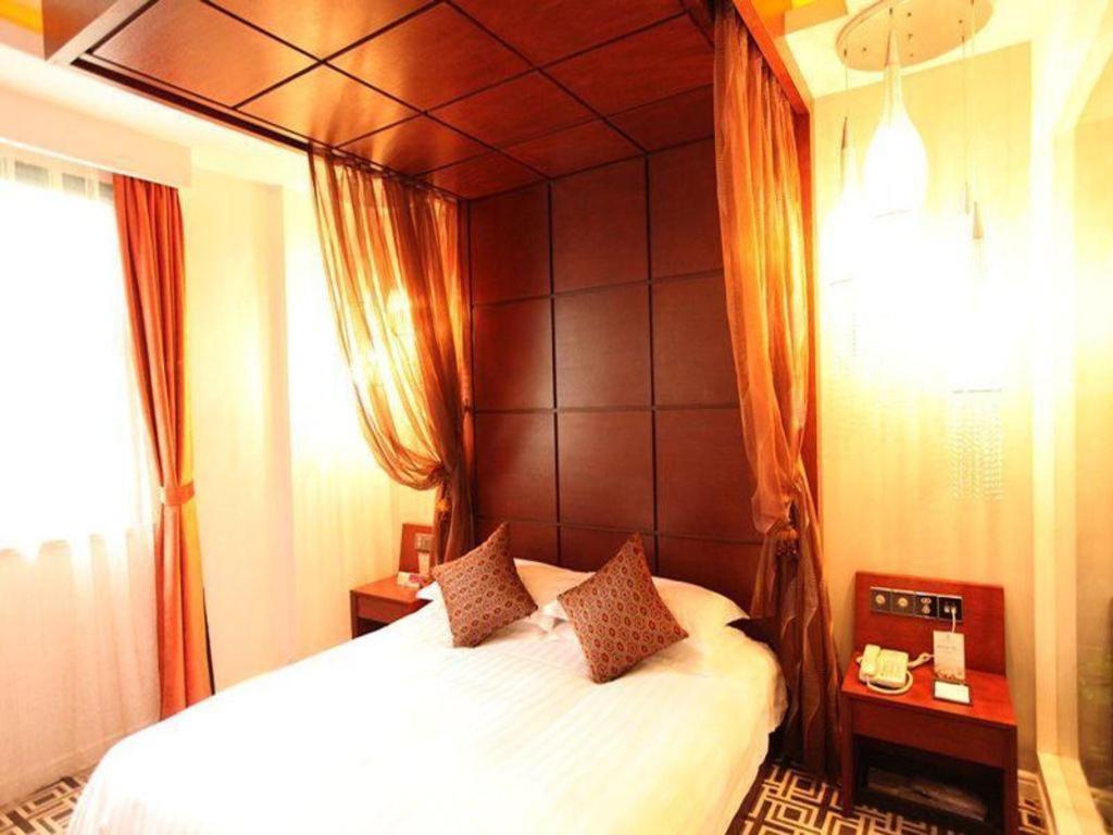 Elegance Bund Hotel Shanghai