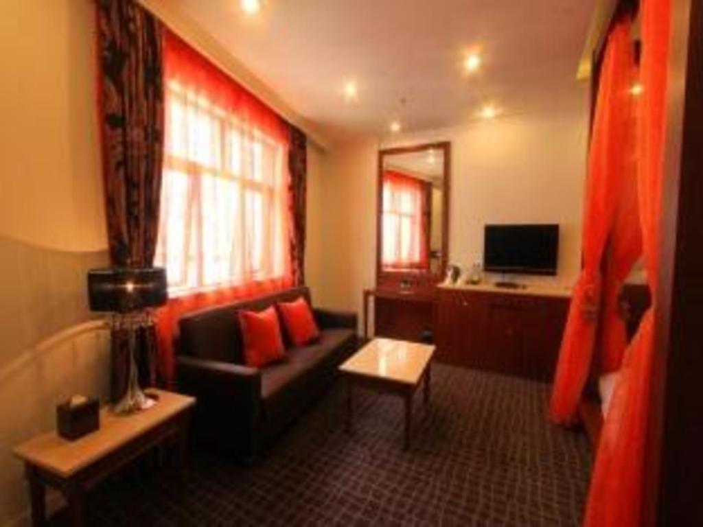 Hotel Elegance Bund