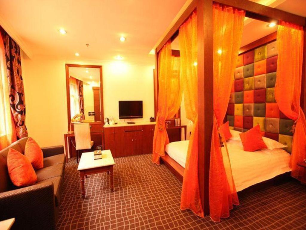 Elegance Bund 3*