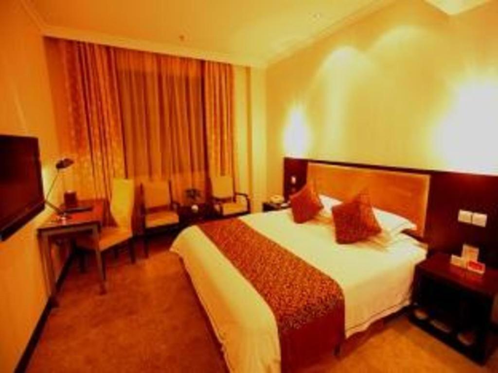 Elegance Bund 3* Shanghai