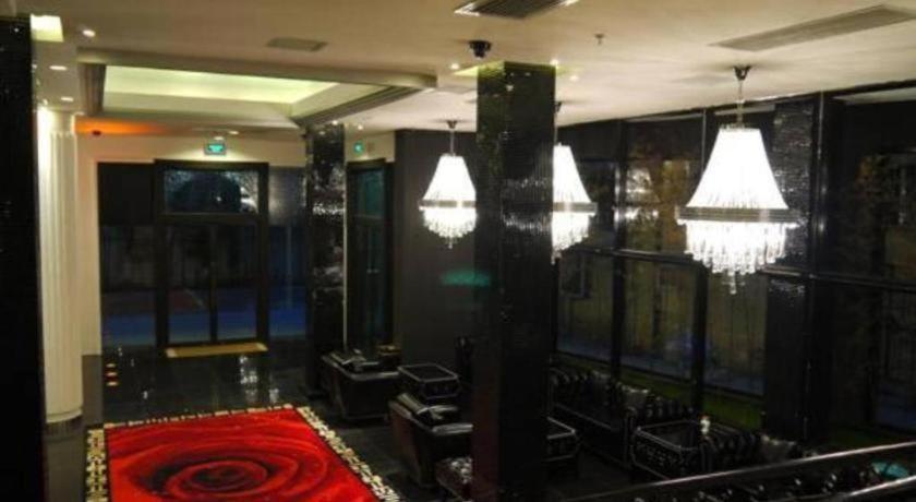 Hotel Elegance Bund