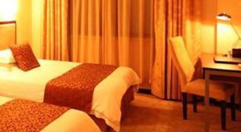 Elegance Bund Hotel